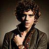 La pop-star Mika a choisi de porter une montre Piaget Altiplano, dans son dernier clip vid�o � Rain �